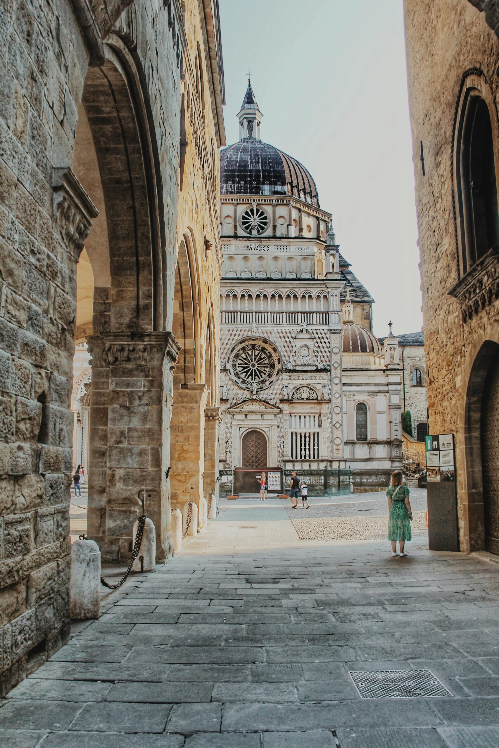 VISIT BERGAMO